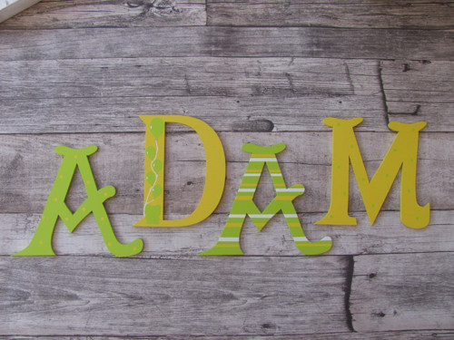 Dřevěné písmenka ADAM 15 cm