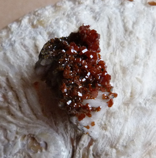 Vanadinit, baryt - 3,3 cm — foto 1