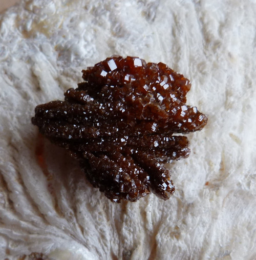 Vanadinit, baryt - 2,8 cm — foto 1