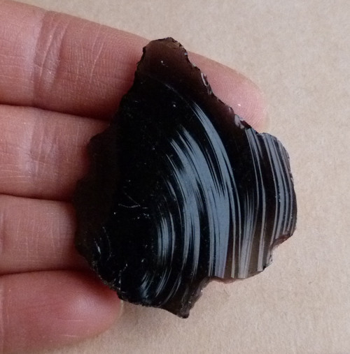 Obsidián černý surový - 5,1 cm — foto 1