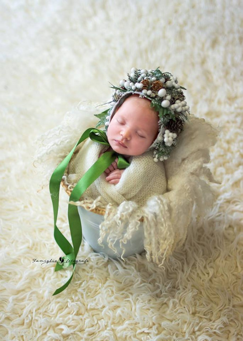 Zímní newborn bonetka