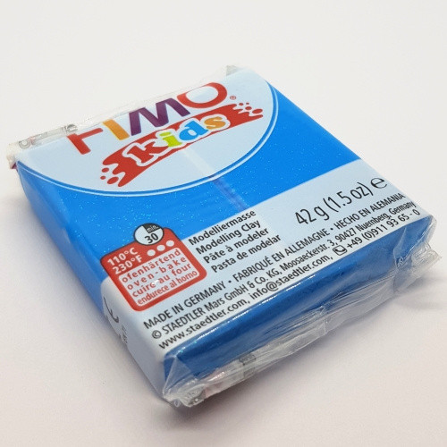 FIMO, modrá se třpytkama, 42g