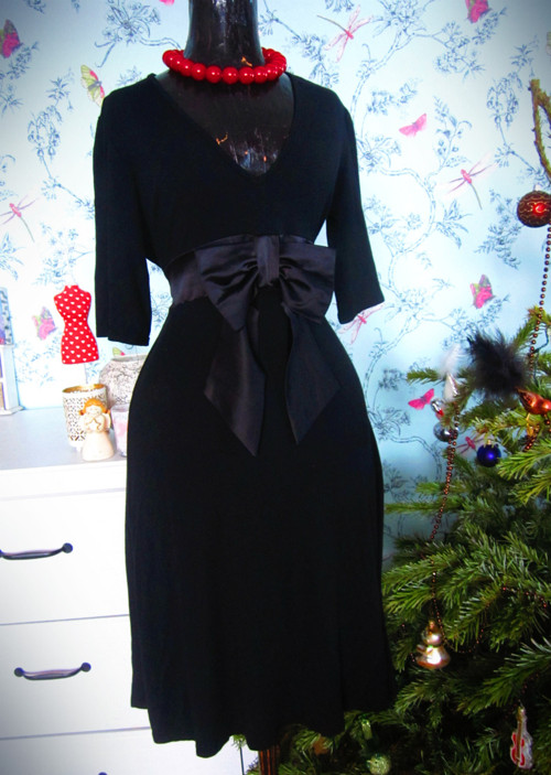 Little black dress extravagant — foto 1