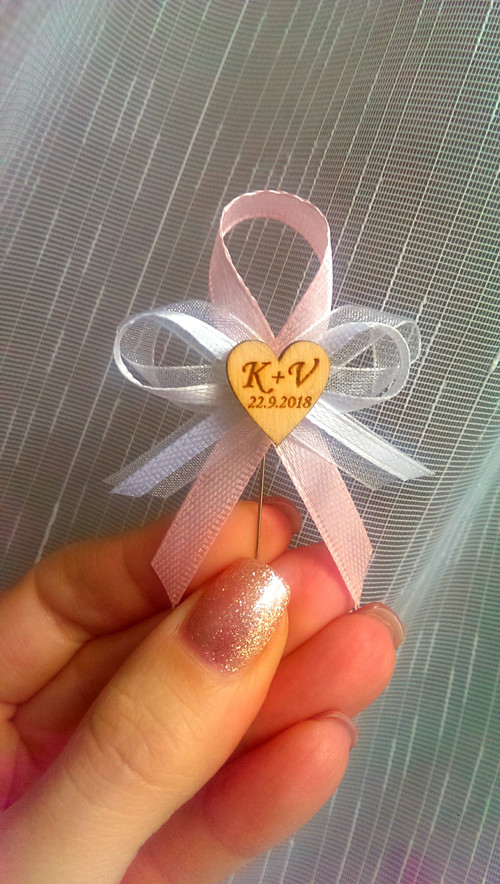 RŮŽOVÝ vývazek a monogramy