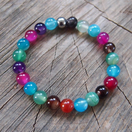 Minerální náramek pro veselejší den