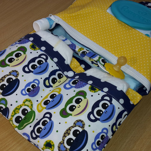 Plenkovník modrožlutý- opičky — foto 1