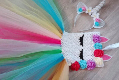 Dlouhé tylové šaty UNICORN - zdobené a s čelenkou