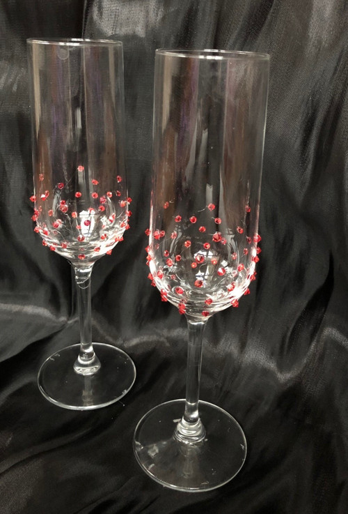Sklenice na šampaňské/sekt s červenými kamínky