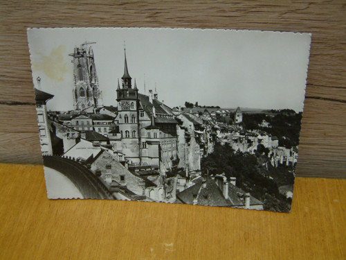 Fire1/fribourg hotel de ville et catheedrale
