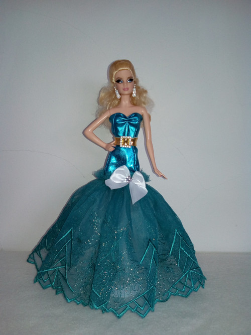 Šaty pro Barbie — foto 1