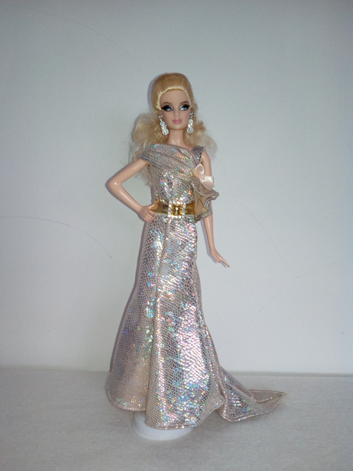 Šaty pro Barbie — foto 1