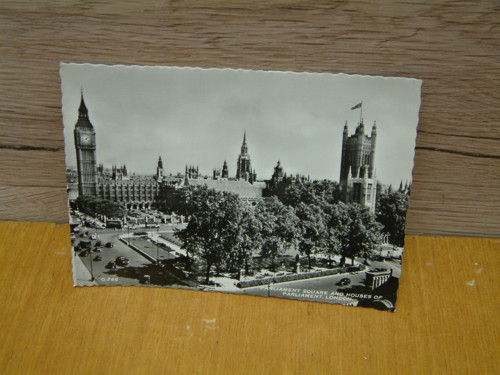Fire4/london-parlament SQUARE