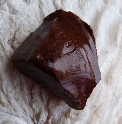 Obsidián mahagonový surový - 3,5 cm