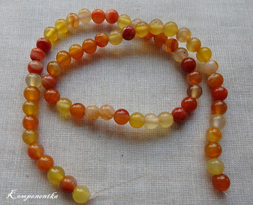Achát orange -polodrahokam 6mm 4kusy