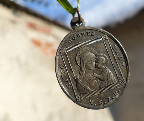Madona, Sv. Josef ...svátostka, medailka