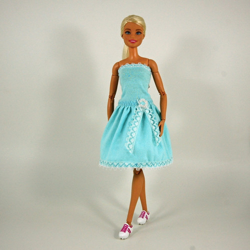 Barbie - Bleděmodré šaty — foto 1