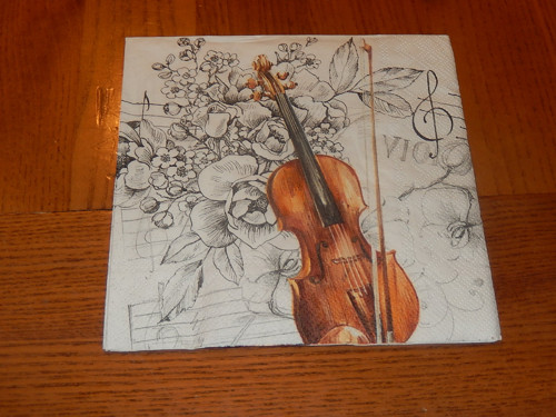 Ubrousek na decoupage - housličky a noty
