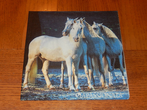 Ubrousek na decoupage - bílí koně — foto 1