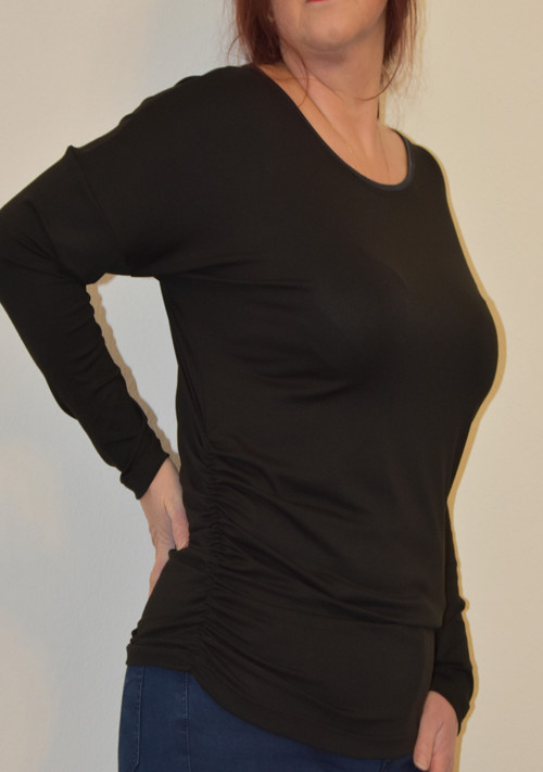 Černá halenka/triko *rafinovaná....* — foto 1
