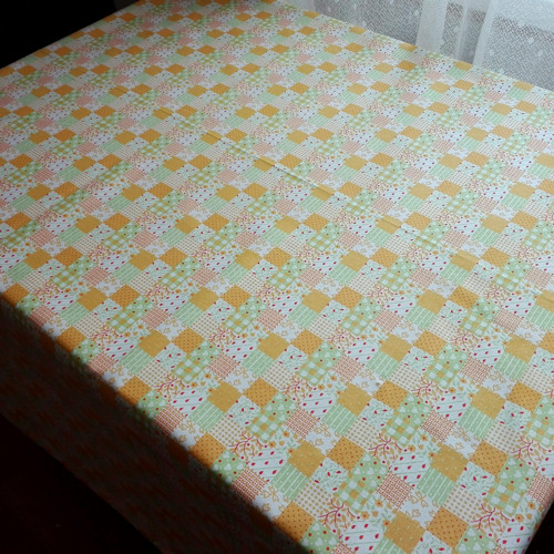 Jarní patchwork v zelené a žlutooranžové — foto 1