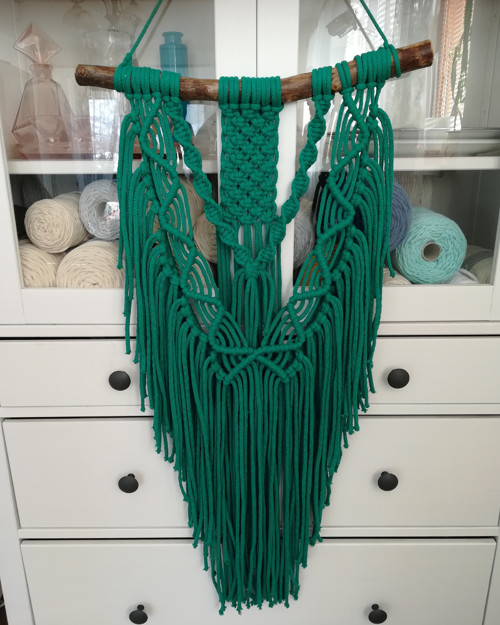 Macrame dekorace ve smaragdové barvě — foto 1