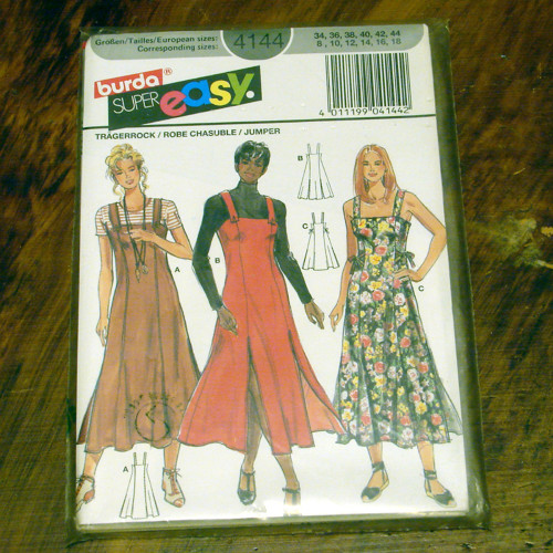Burda Super Easy 4144 - střih