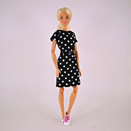 Barbie - Trikošaty s puntíkem — foto 1