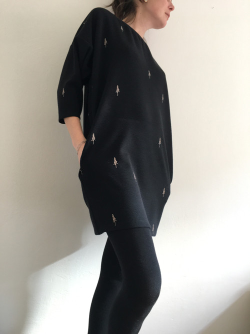 Mikino šaty — foto 1