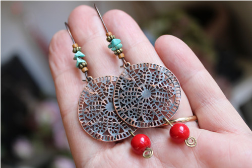 Měděná Krajka - Efektní Boho Náušnice S Minerály