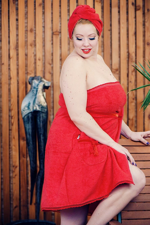 Red Couture: Červený turban na vlasy