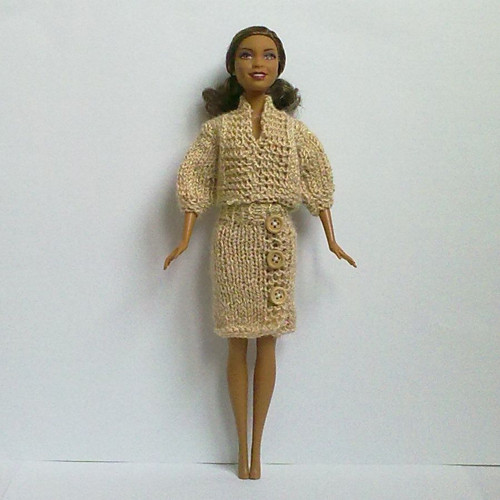 Oblečky pro Barbie (zlaté) — foto 1