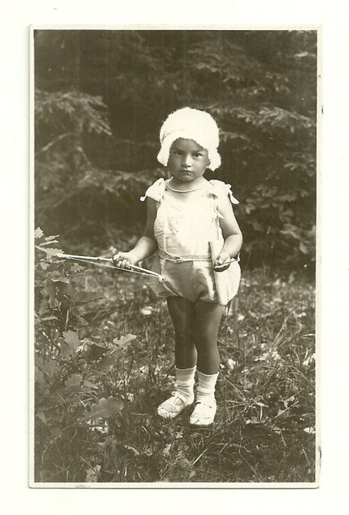 Fotografie Holčička s lukem — foto 1