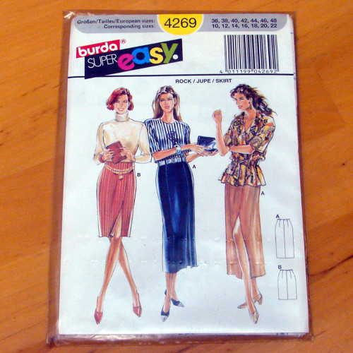 Burda Super Easy 4269 - střih