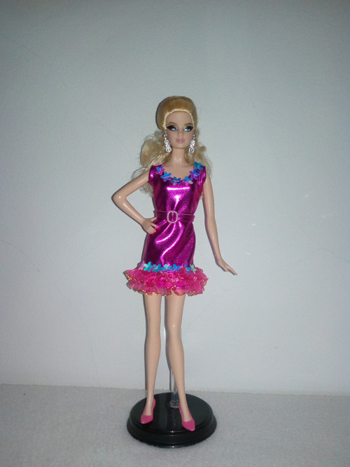 Šaty pro Barbie — foto 1