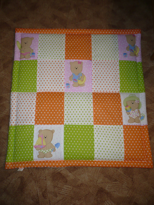 Hrací deka - podložka v jarních tonech 85x95
