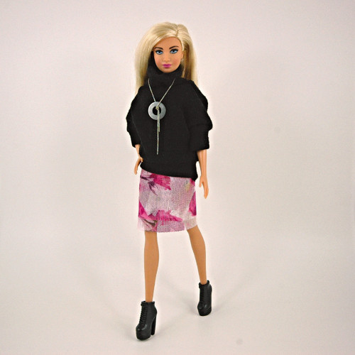 Barbie - Maxi svetr — foto 1