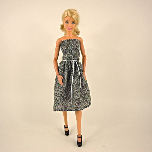 Barbie - Lehounké šaty — foto 1
