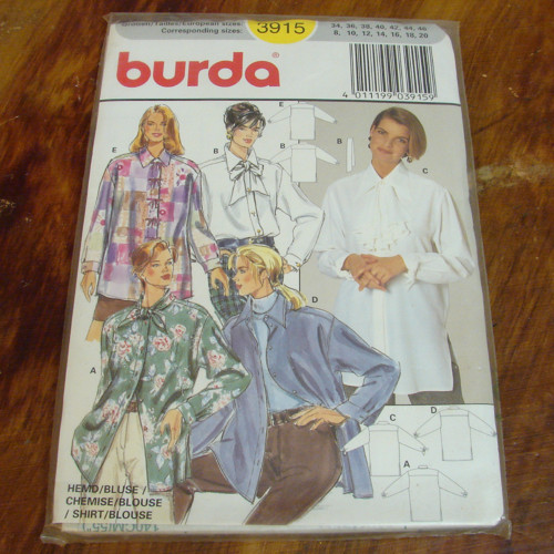 Burda 3915 - střih