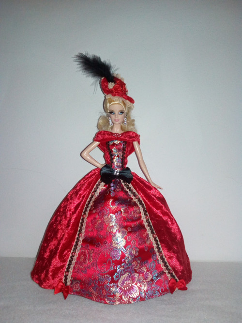 Šaty pro Barbie — foto 1