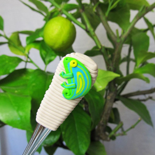Lžička s chameleonem