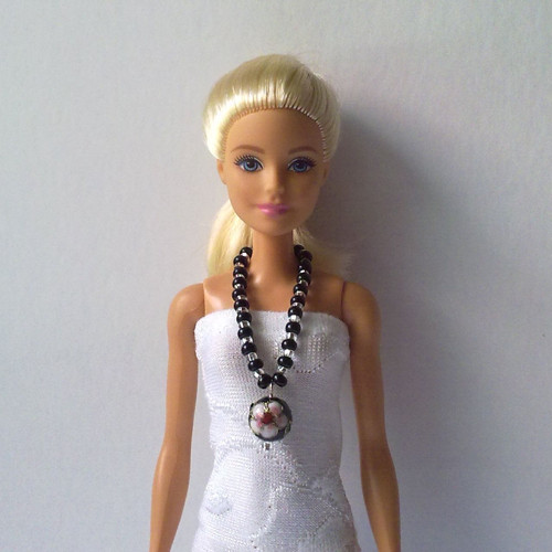 Šperky pro panenky Barbie - náhrdelník — foto 1