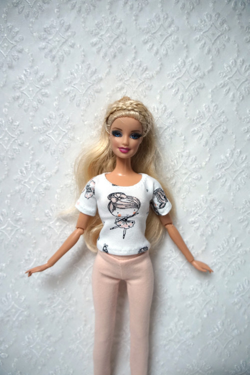 Komplet pro Barbie — foto 1
