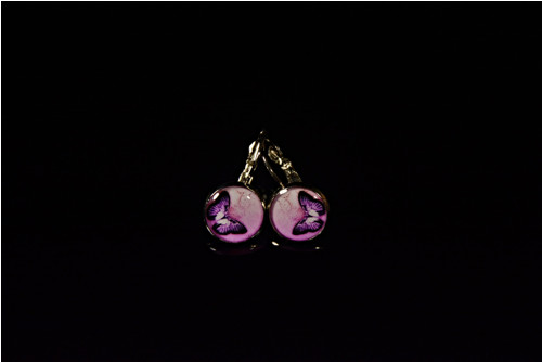 Pryskyřicové náušničky