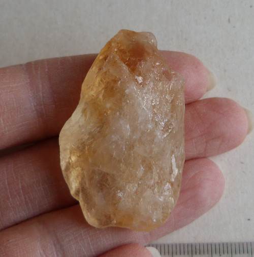 Citrín surový - 4,6 cm — foto 1