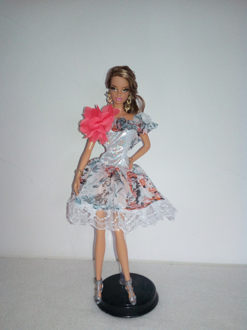 Šaty pro Barbie — foto 1