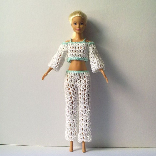 Oblečky pro Barbie — foto 1