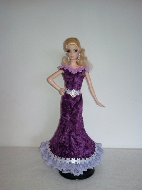 Šaty pro Barbie — foto 1