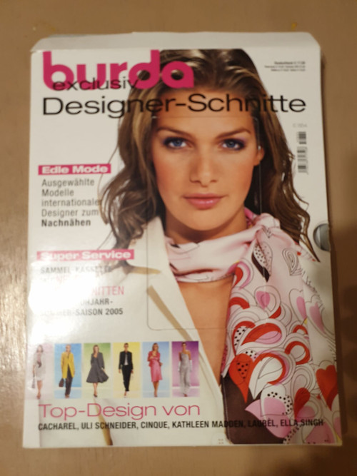 Burda - hotové střihy + kniha — foto 1