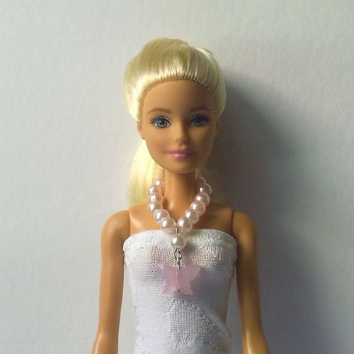 Šperky pro Barbie - náhrdelník — foto 1
