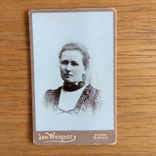 Vizitka - ateliér J. Weigner